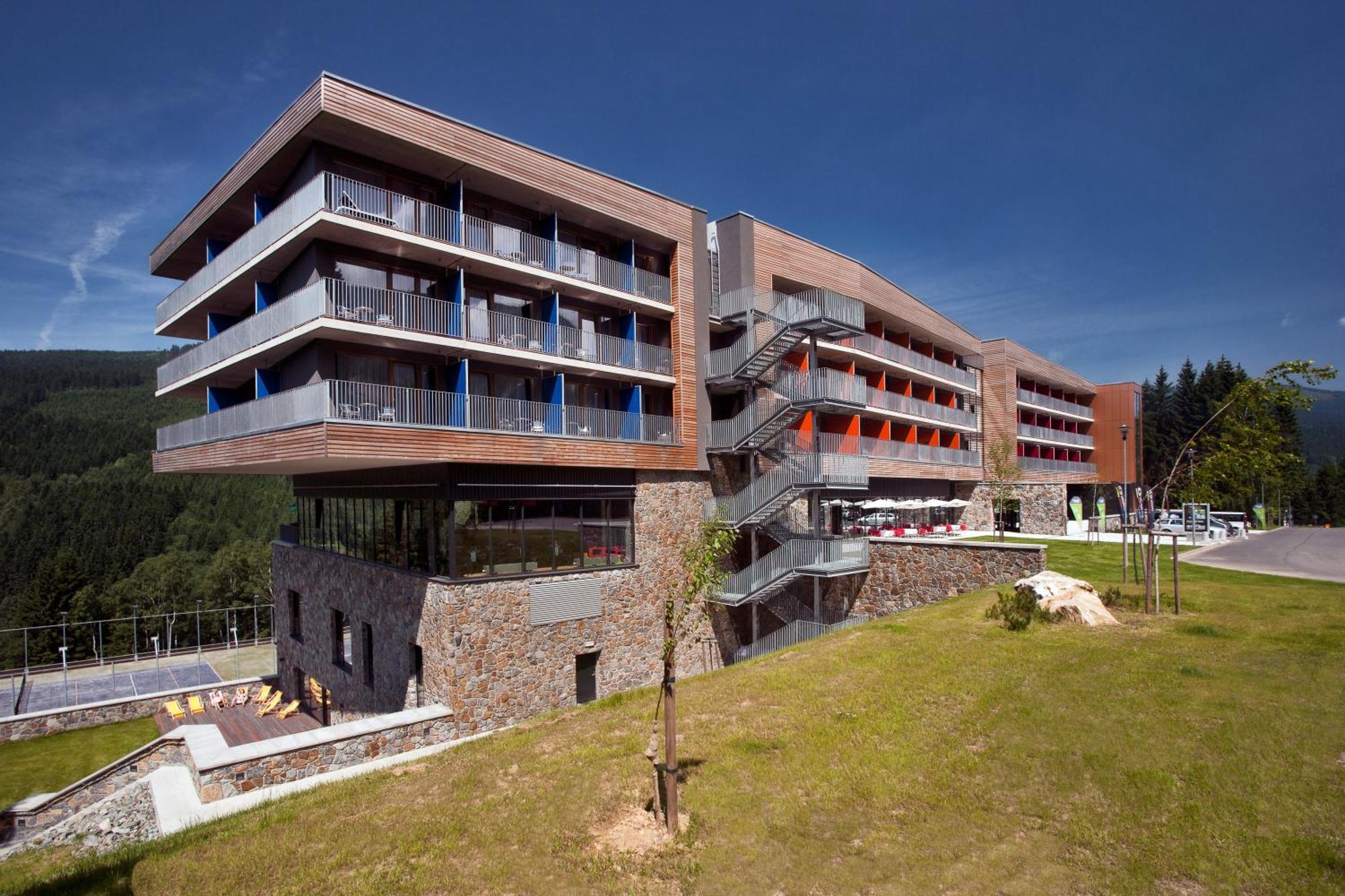 Wellness Hotel Vista Dolni Morava Exterior photo